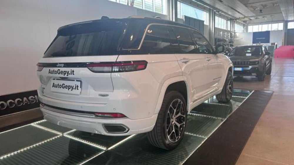 Jeep Grand Cherokee nuova a Reggio Emilia (6)