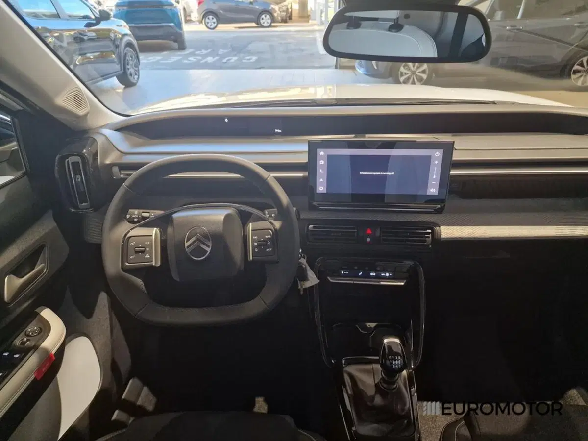 Citroen C3 nuova a Bari (14)