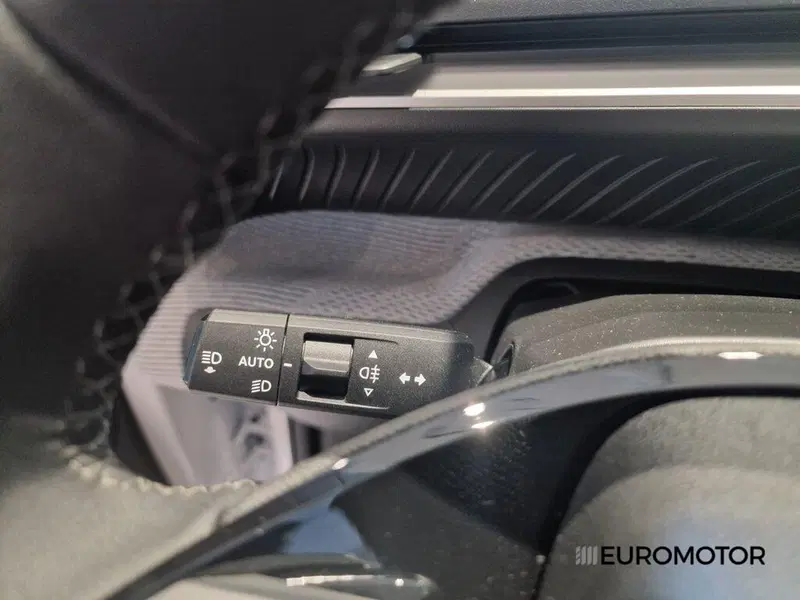 Citroen C3 nuova a Bari (15)