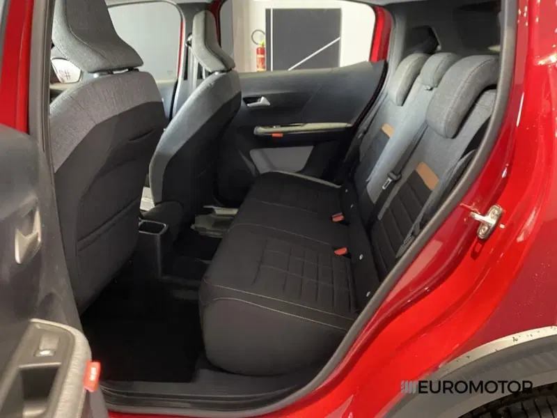 Citroen C3 nuova a Bari (14)