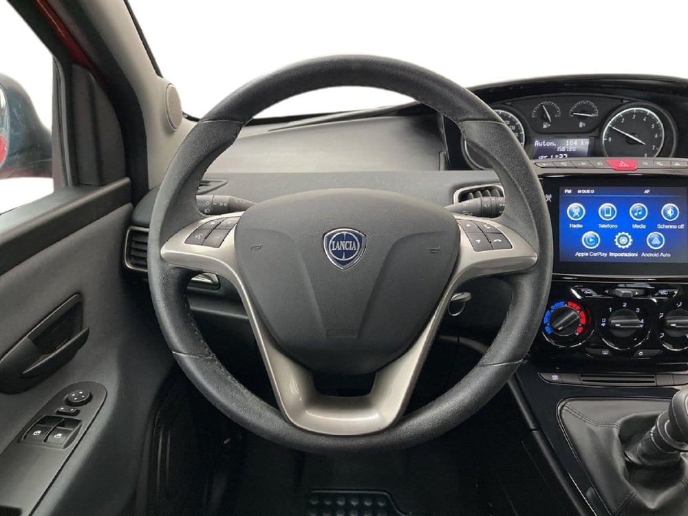 Lancia Ypsilon usata a Torino (12)
