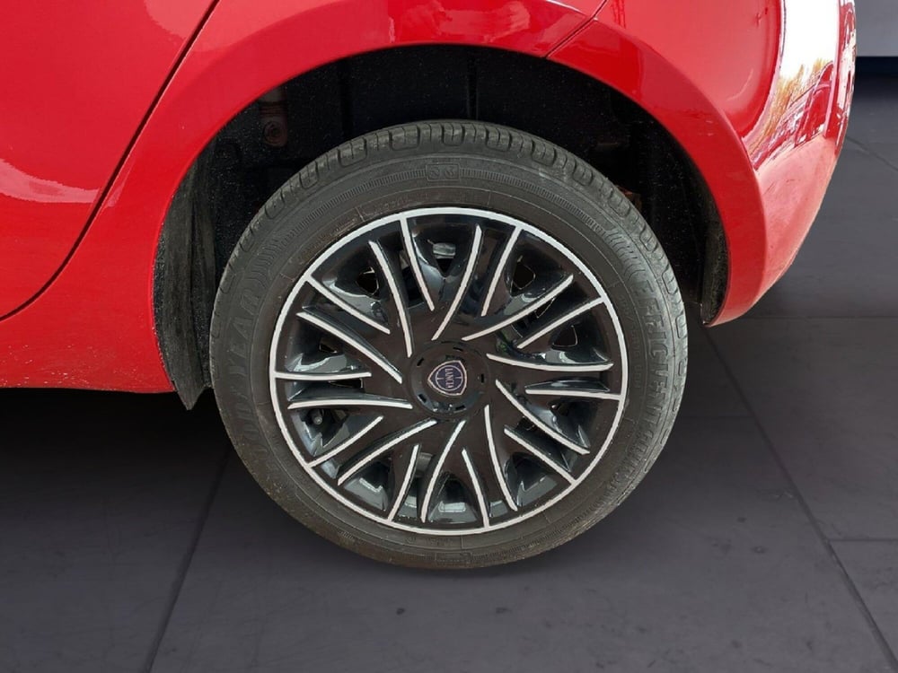 Lancia Ypsilon usata a Torino (8)