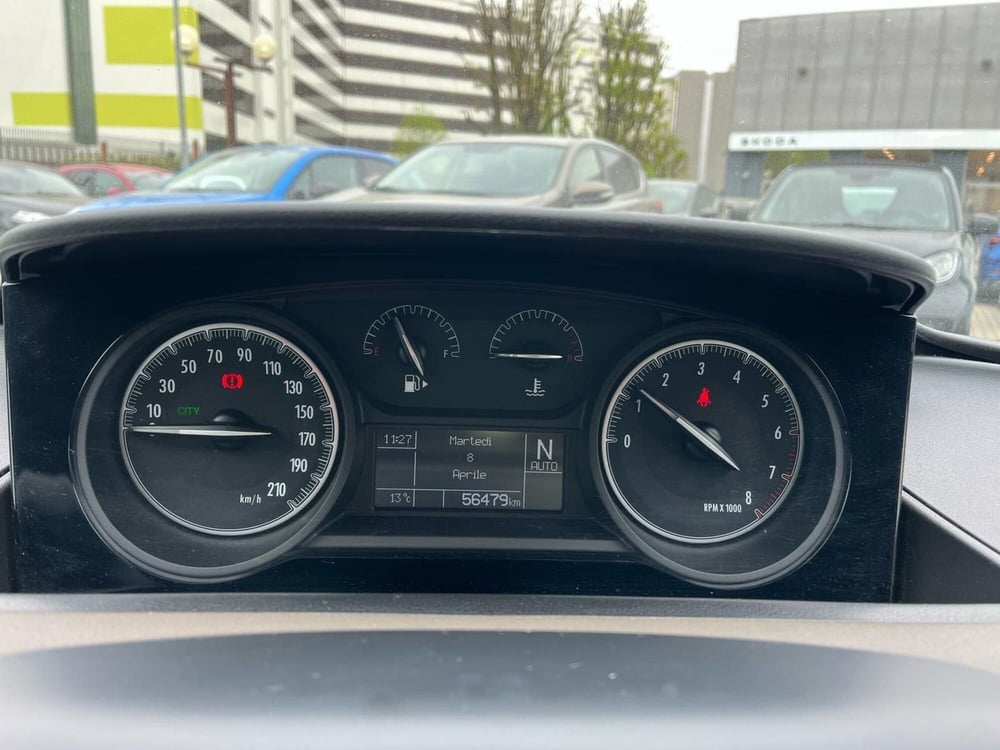 Lancia Ypsilon usata a Milano (16)