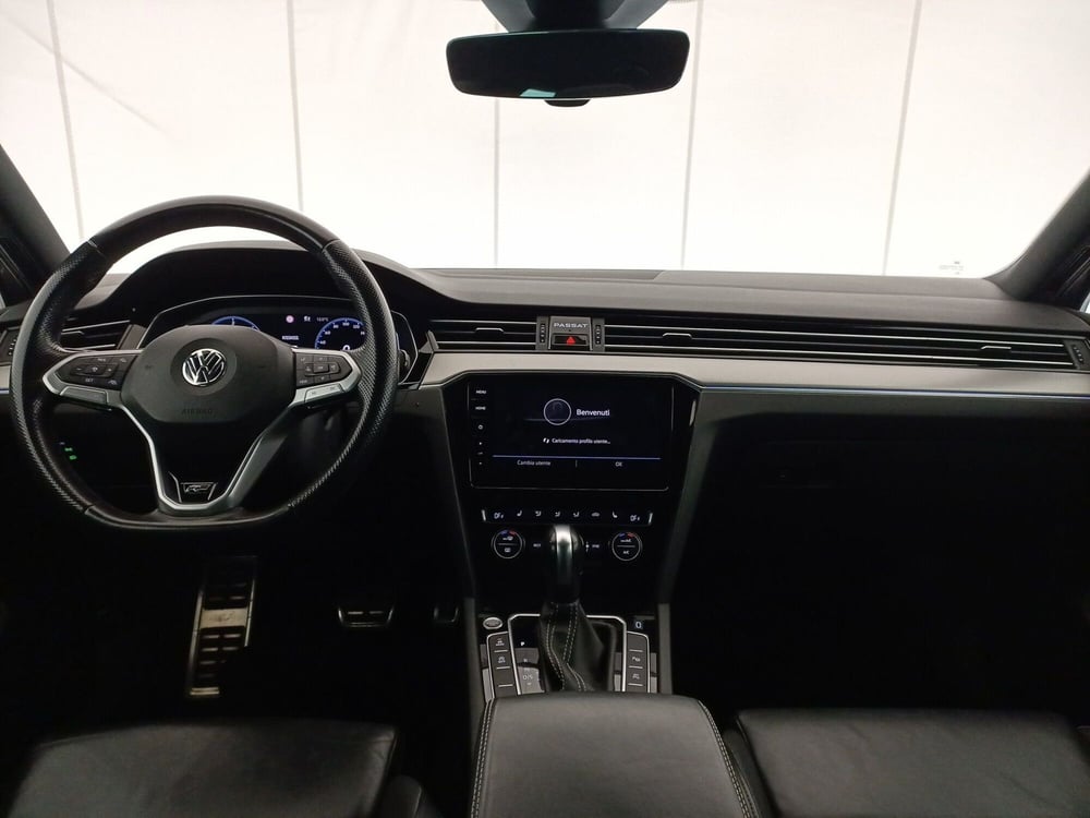 Volkswagen Passat Variant usata a Bari (10)