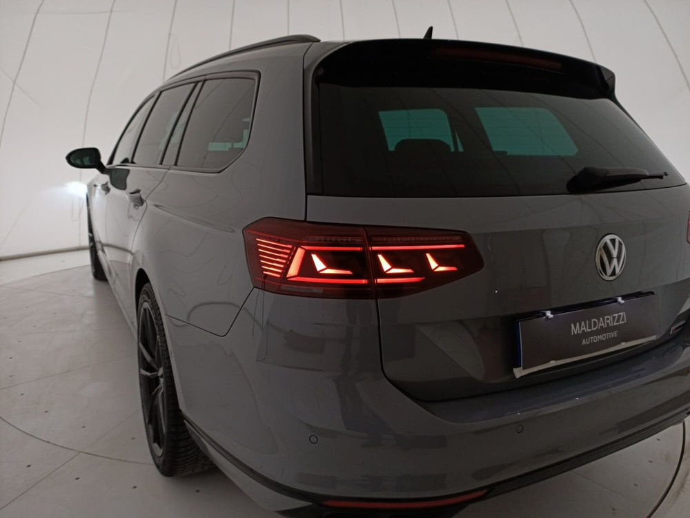 Volkswagen Passat Variant usata a Bari (11)