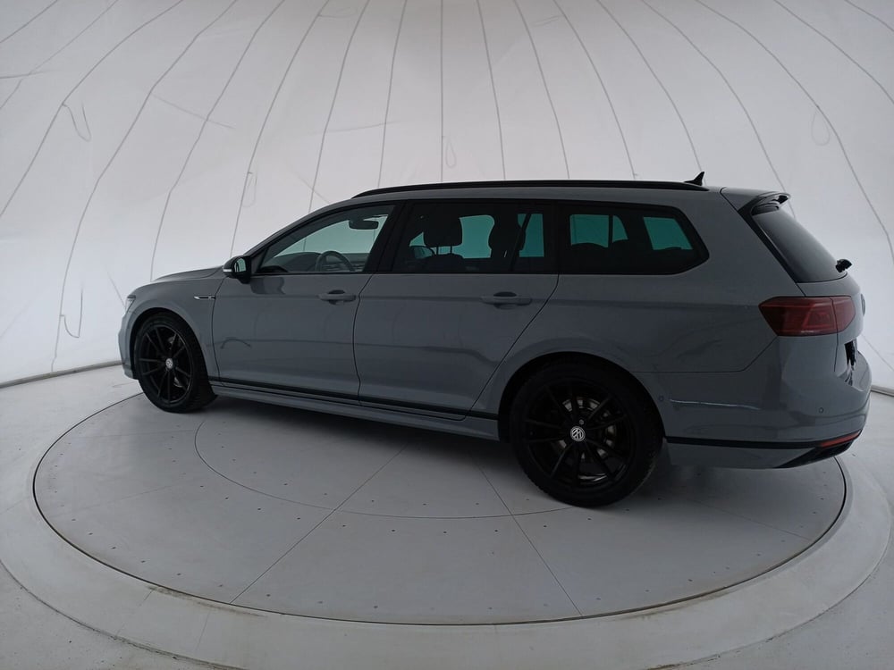 Volkswagen Passat Variant usata a Bari (3)