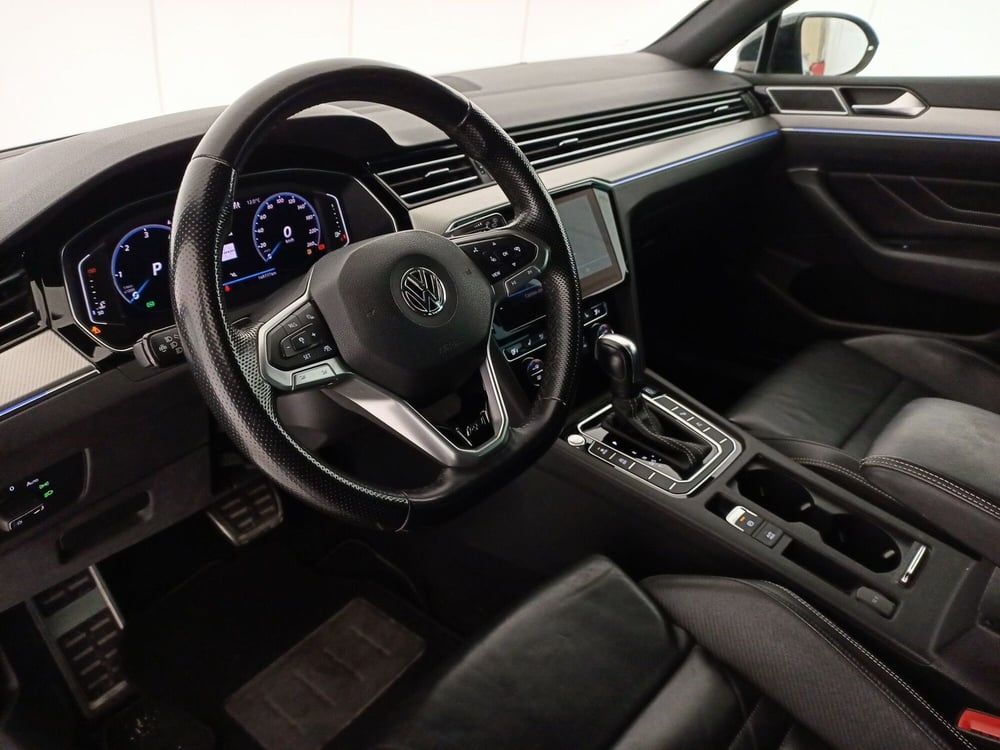 Volkswagen Passat Variant usata a Bari (5)