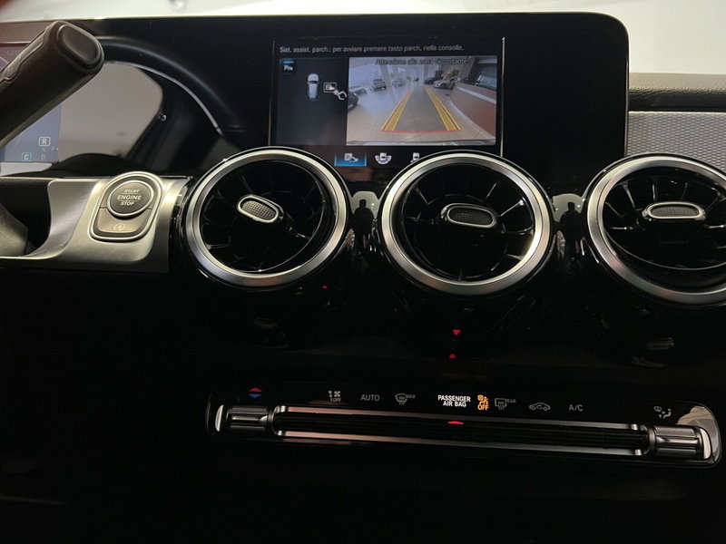 Mercedes-Benz GLB usata a Cosenza (15)