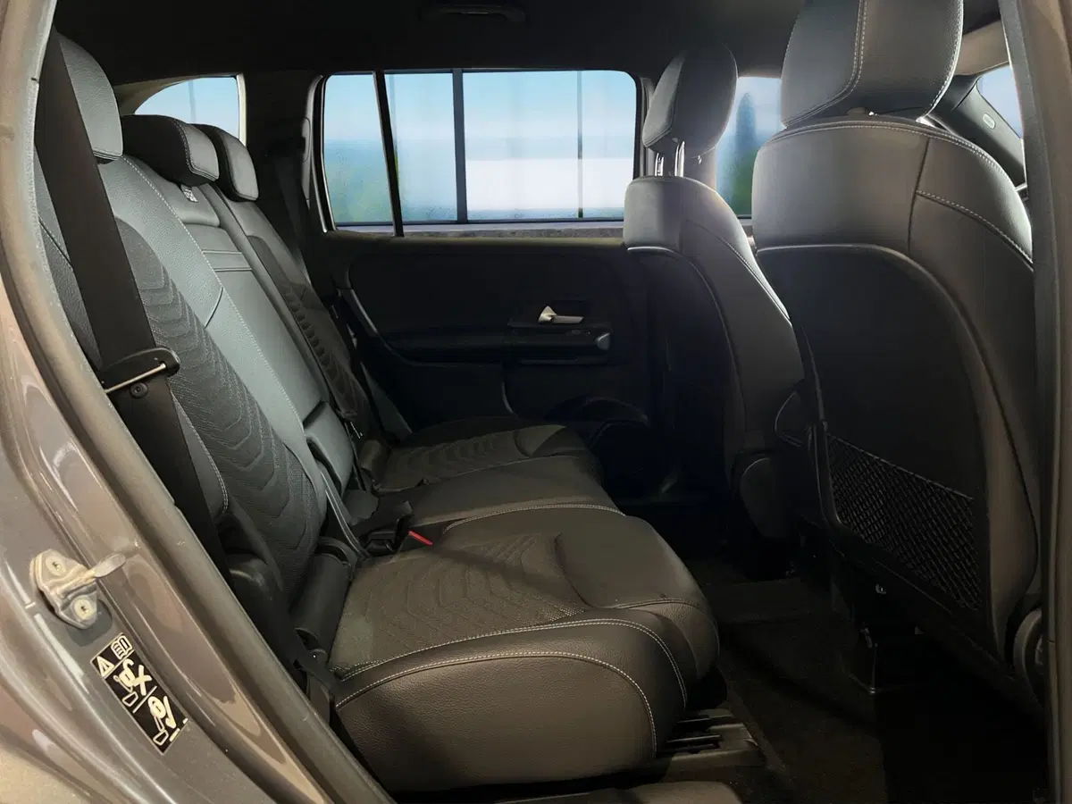 Mercedes-Benz GLB usata a Cosenza (19)