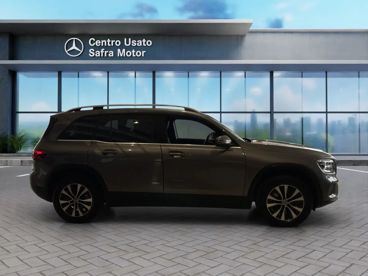 Mercedes-Benz GLB usata a Cosenza (7)