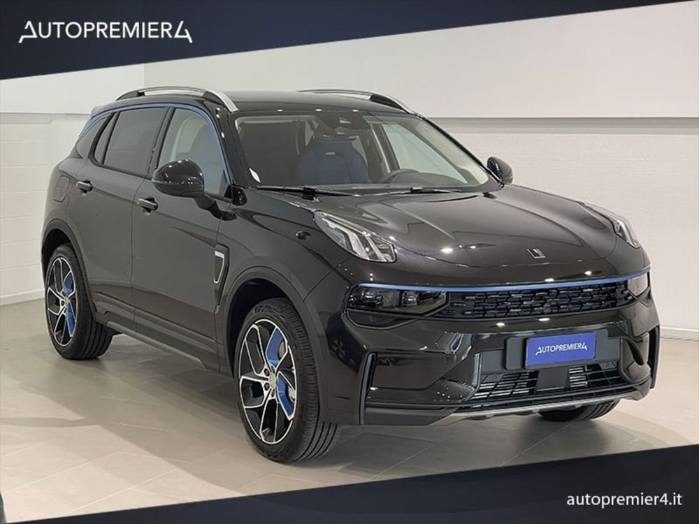 Lynk & Co 01 nuova a Como (3)