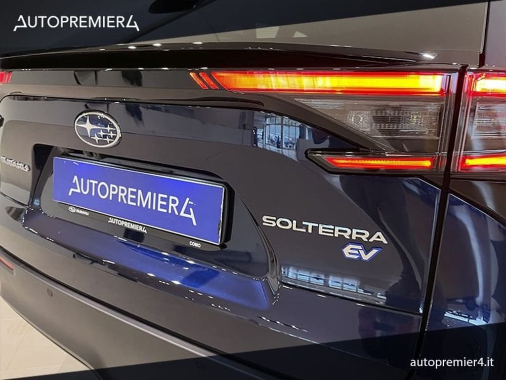 Subaru Solterra nuova a Como (10)