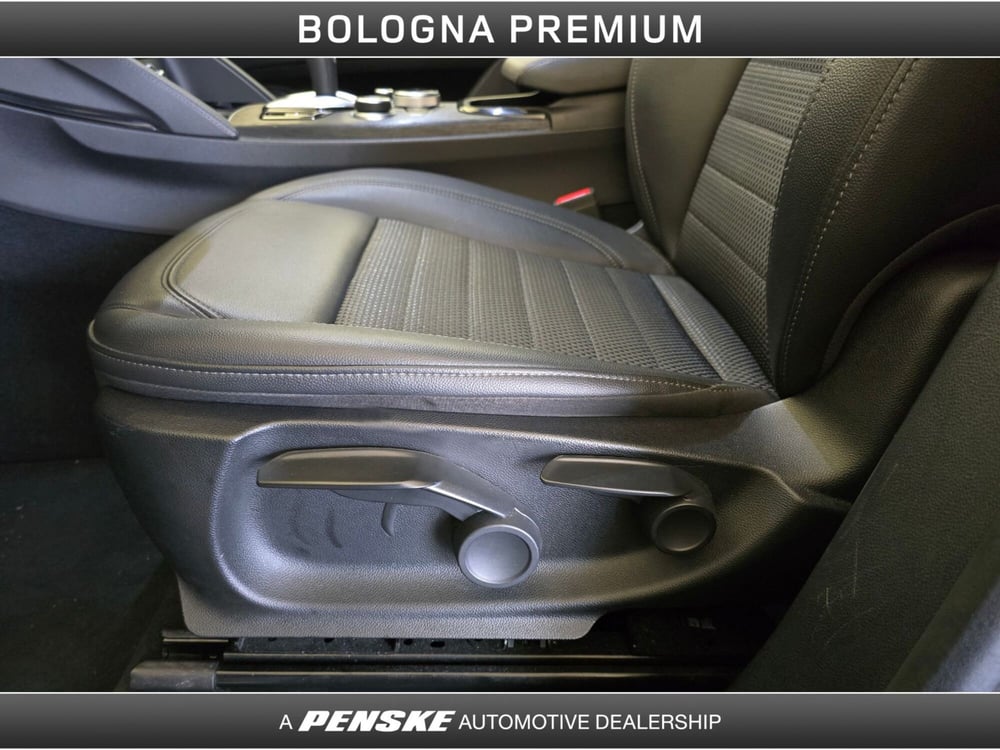 Alfa Romeo Stelvio usata a Bologna (14)