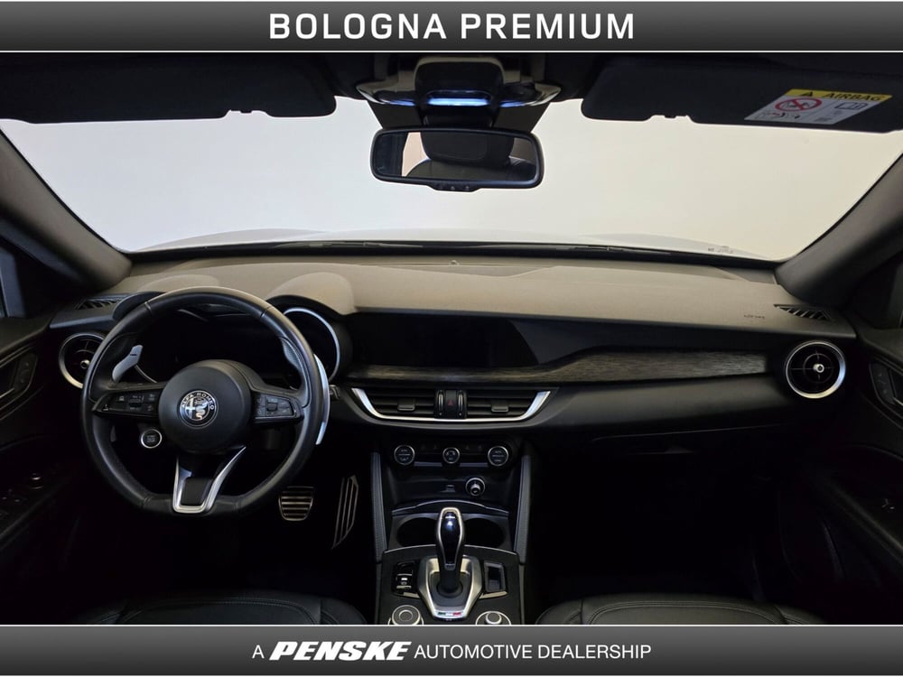 Alfa Romeo Stelvio usata a Bologna (4)