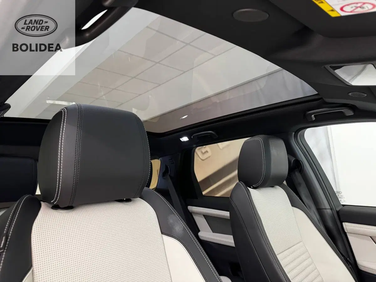 Land Rover Discovery Sport usata a Savona (11)