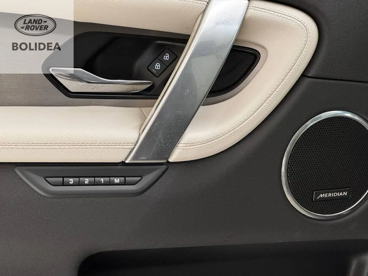 Land Rover Discovery Sport usata a Savona (12)