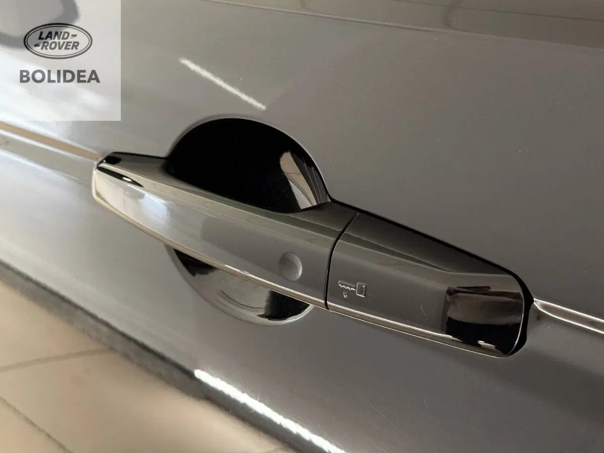 Land Rover Discovery Sport usata a Savona (15)