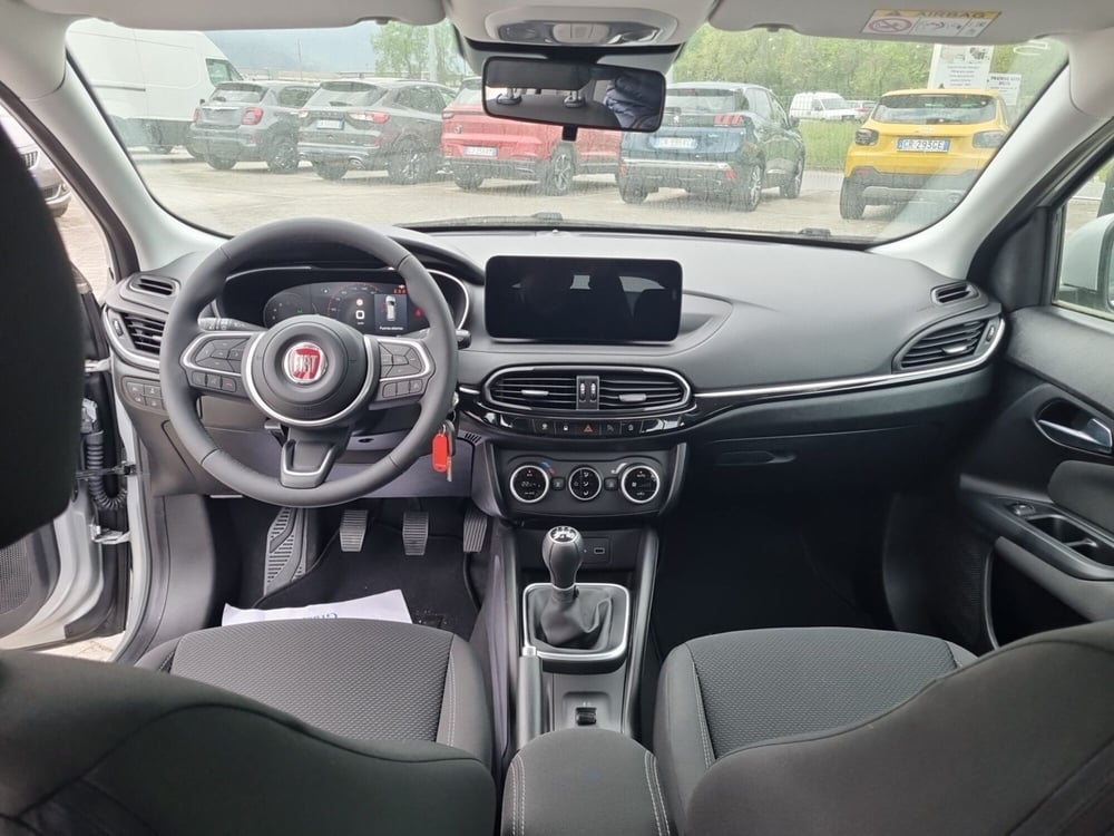 Fiat Tipo Station Wagon nuova a Lucca (11)