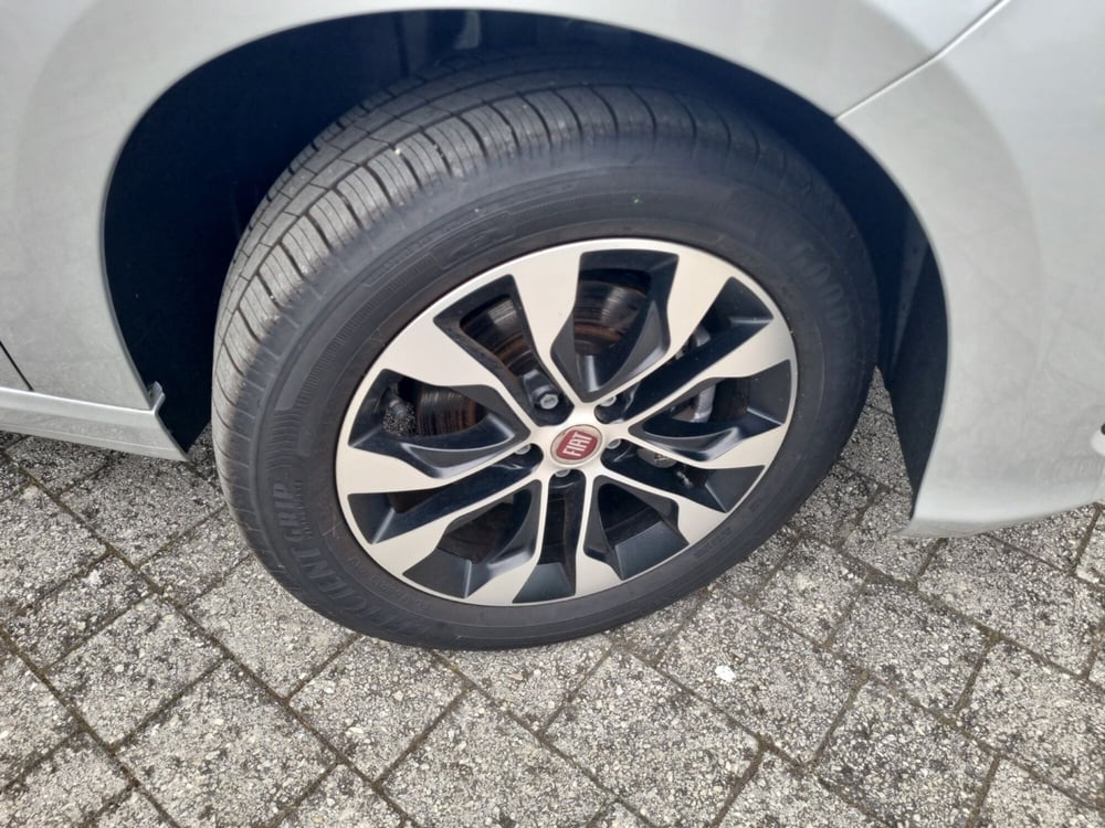 Fiat Tipo Station Wagon nuova a Lucca (15)