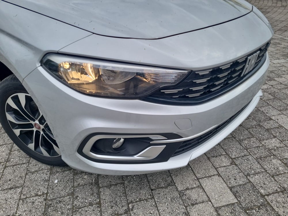 Fiat Tipo Station Wagon nuova a Lucca (16)