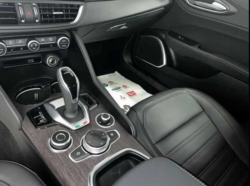 Alfa Romeo Giulia nuova a Latina (5)