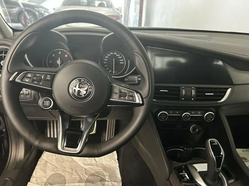 Alfa Romeo Giulia nuova a Latina (9)