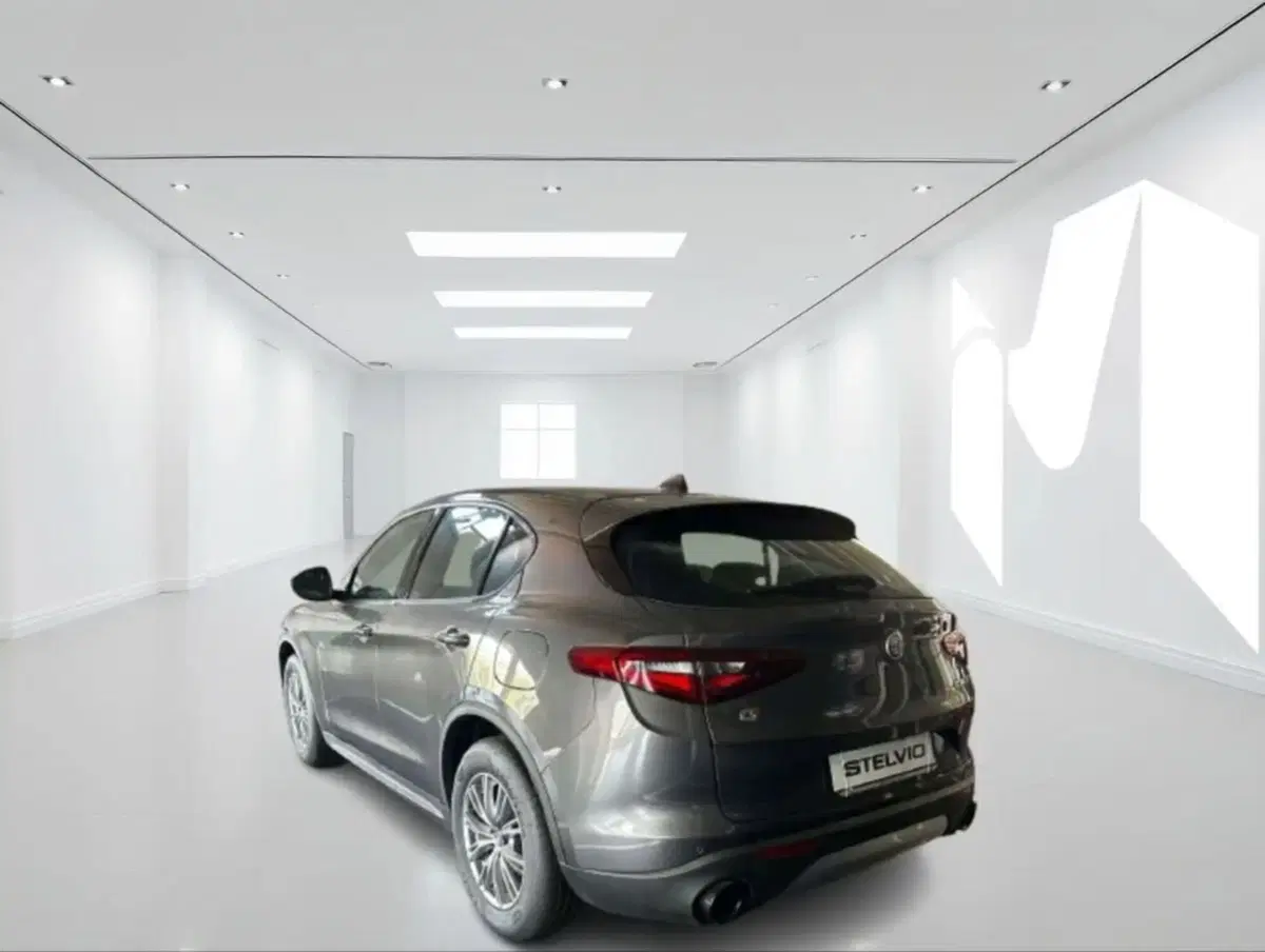 Alfa Romeo Stelvio nuova a Latina (5)