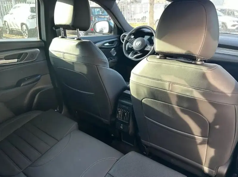 Alfa Romeo Tonale nuova a Latina (11)