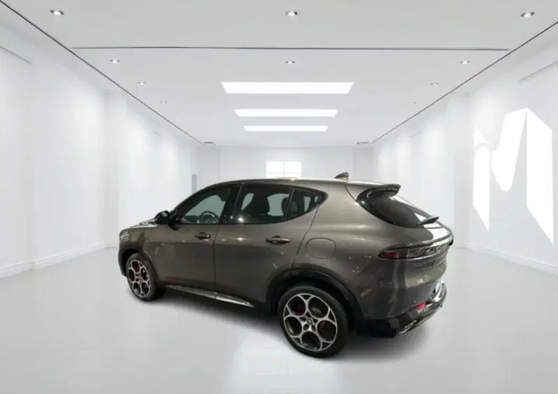 Alfa Romeo Tonale nuova a Latina (2)