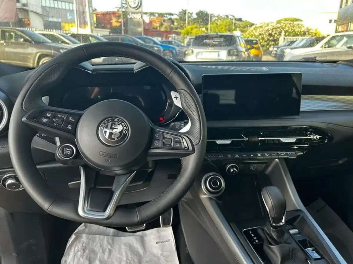 Alfa Romeo Tonale nuova a Latina (6)