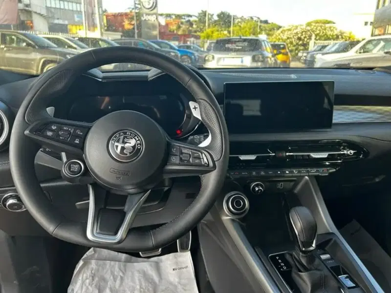 Alfa Romeo Tonale nuova a Latina (6)