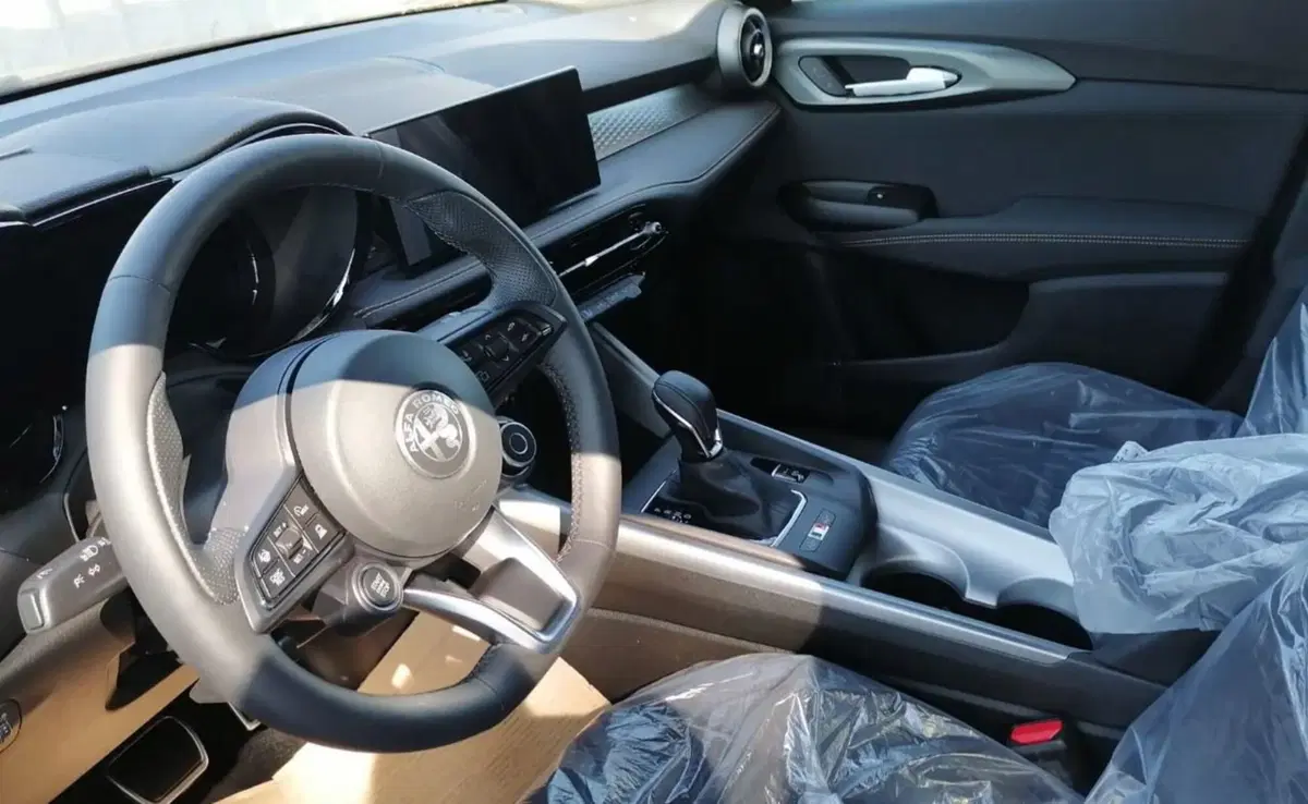Alfa Romeo Tonale nuova a Latina (6)