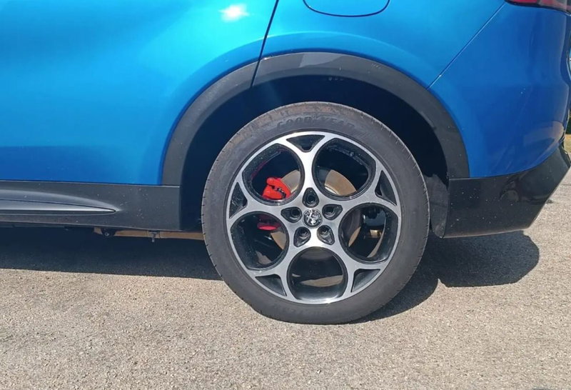 Alfa Romeo Tonale usata a Latina (5)