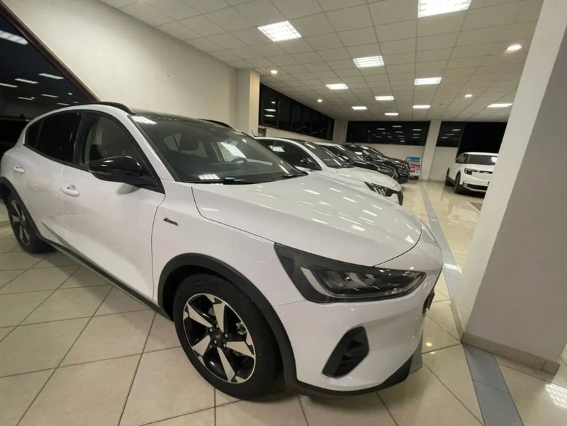 Ford Focus nuova a Latina (3)