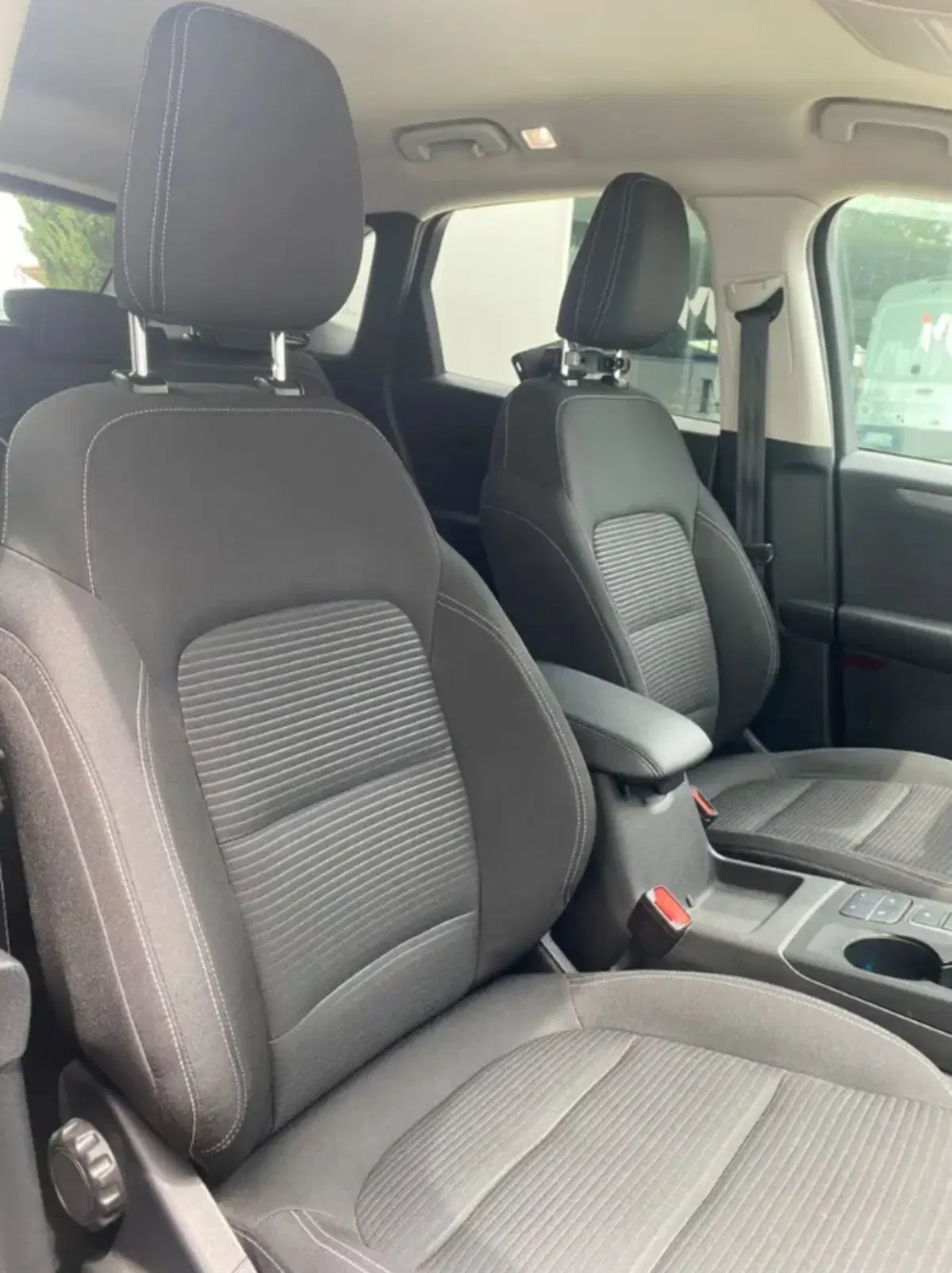 Ford Kuga usata a Latina (10)
