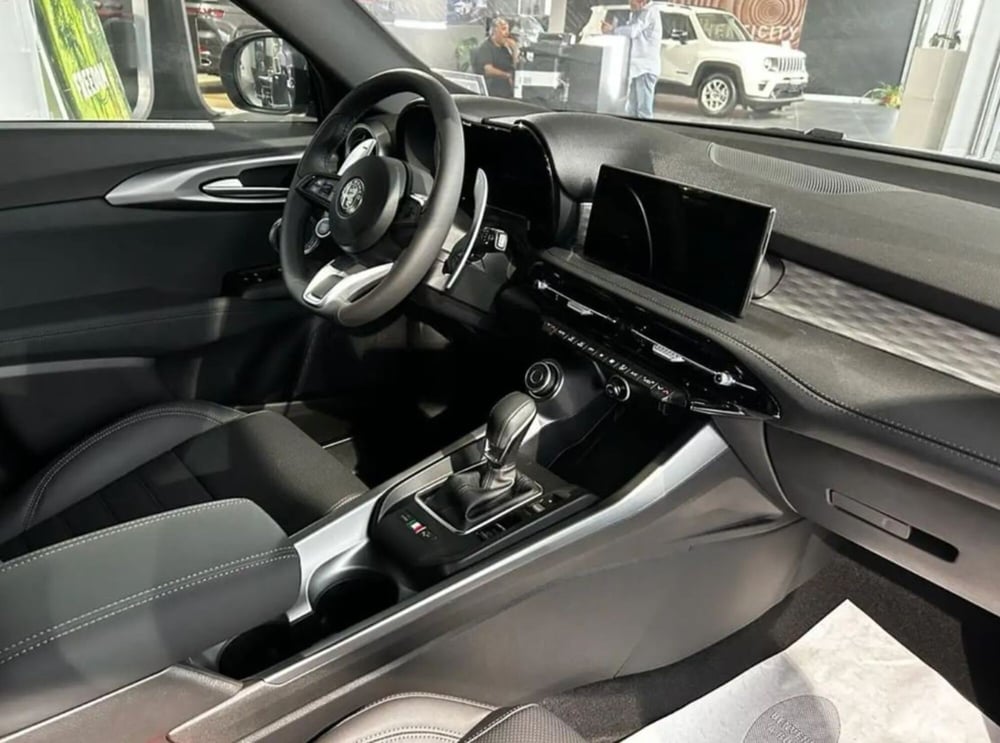 Alfa Romeo Tonale nuova a Latina