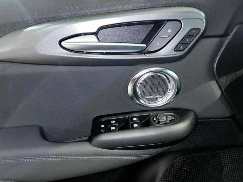 Alfa Romeo Tonale nuova a Latina (10)