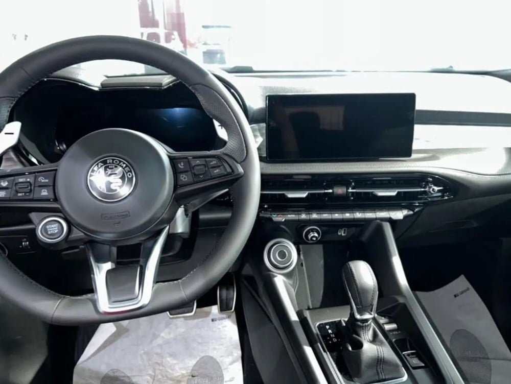 Alfa Romeo Tonale nuova a Latina (8)