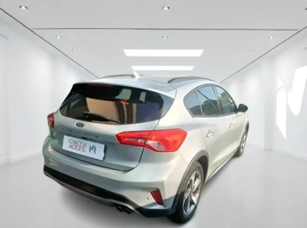 Ford Focus Station Wagon usata a Latina (3)
