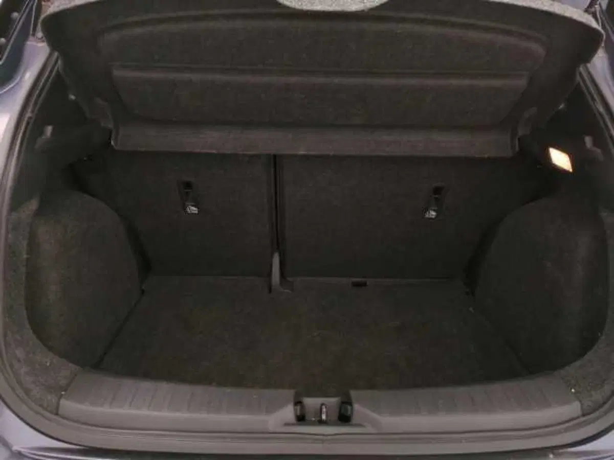 Nissan Micra usata a Avellino (8)