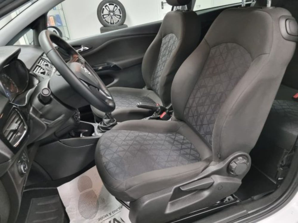 Opel Corsa Coupé usata a Brescia (10)