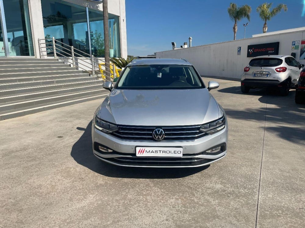 Volkswagen Passat Variant usata a Lecce (5)