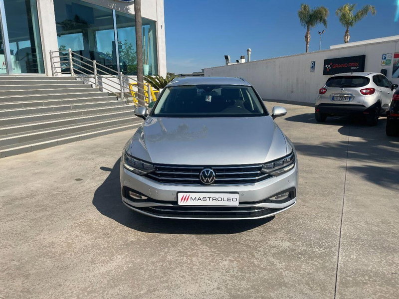 Volkswagen Passat Variant usata a Lecce (6)