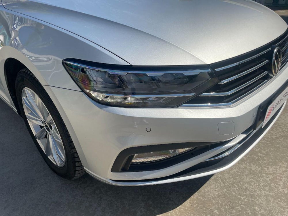 Volkswagen Passat Variant usata a Lecce (9)