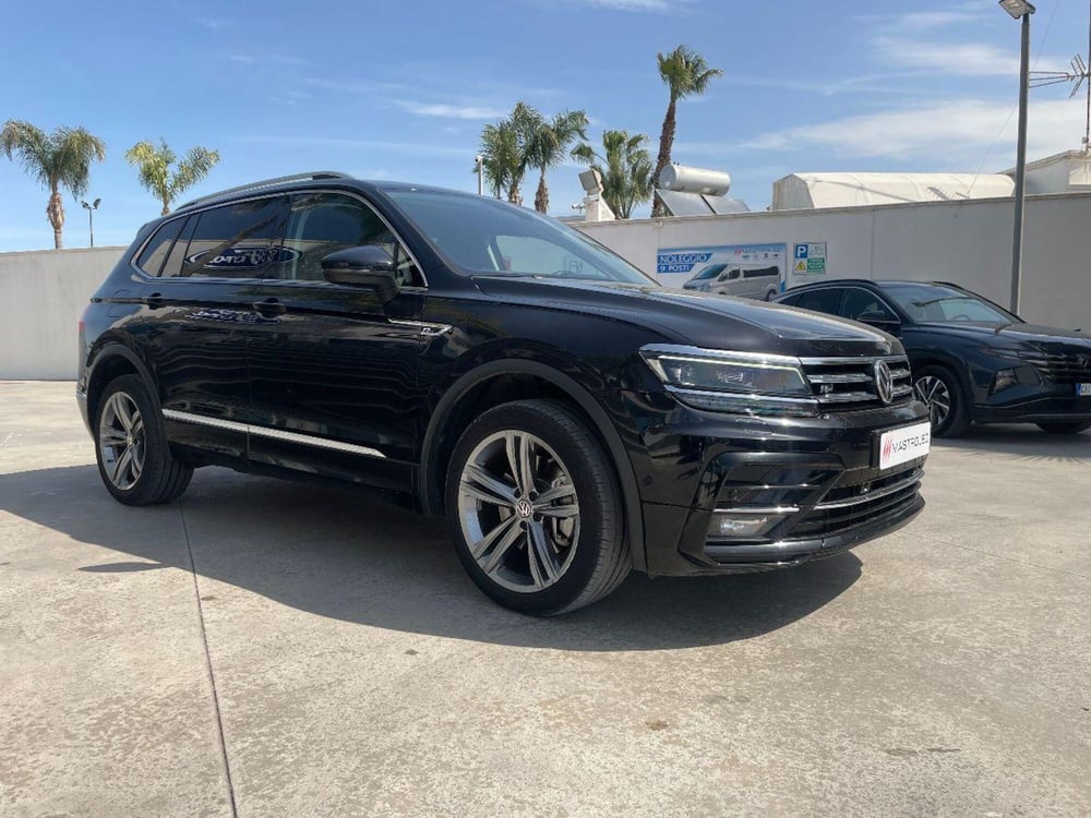 Volkswagen Tiguan usata a Lecce (8)