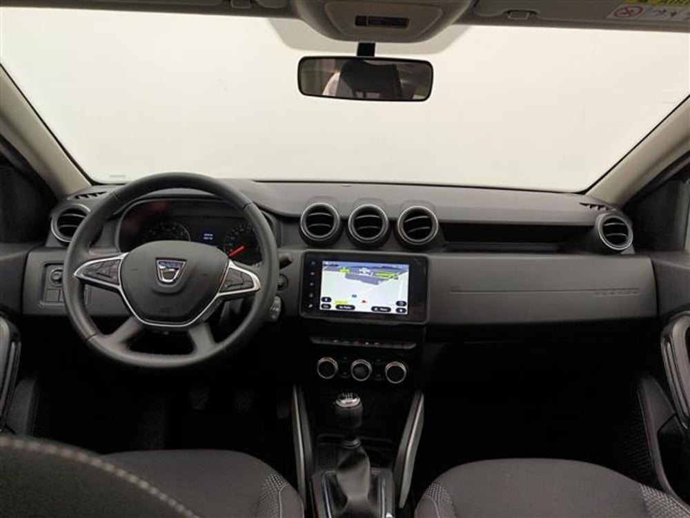 Dacia Duster usata a Milano (13)