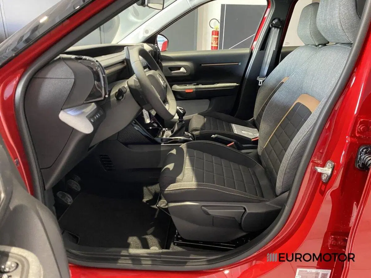 Citroen C3 Aircross nuova a Bari (13)