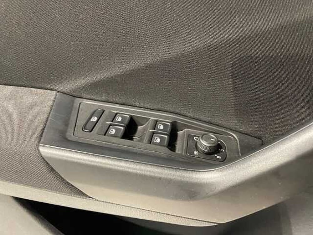 Volkswagen T-Roc usata a Ravenna (15)