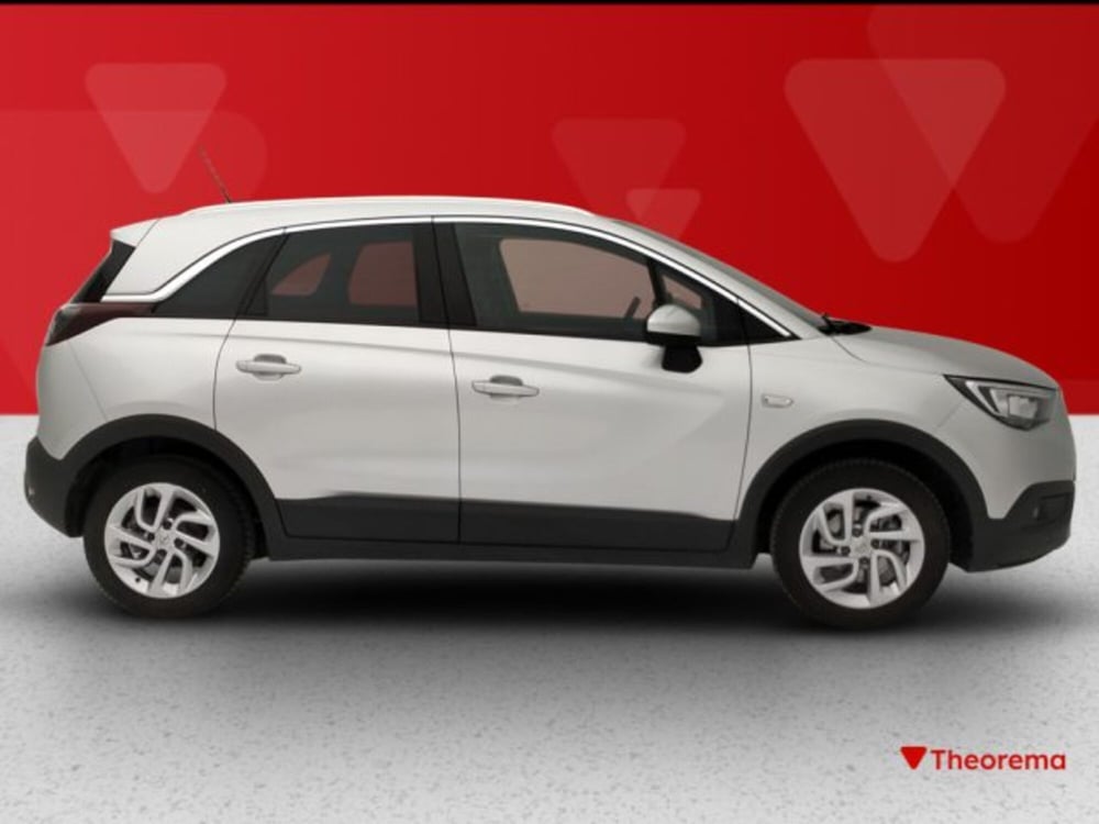 Opel Crossland X usata a Torino (6)