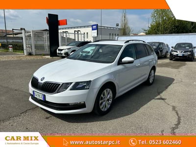 Skoda Octavia Station Wagon 1.6 TDI CR 115 CV DSG Wagon Executive del 2019 usata a Piacenza